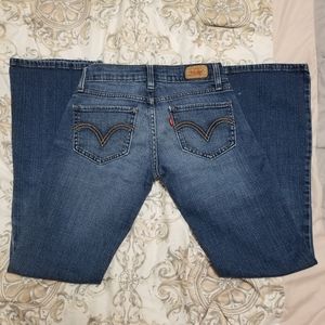Women's Levi's Jeans